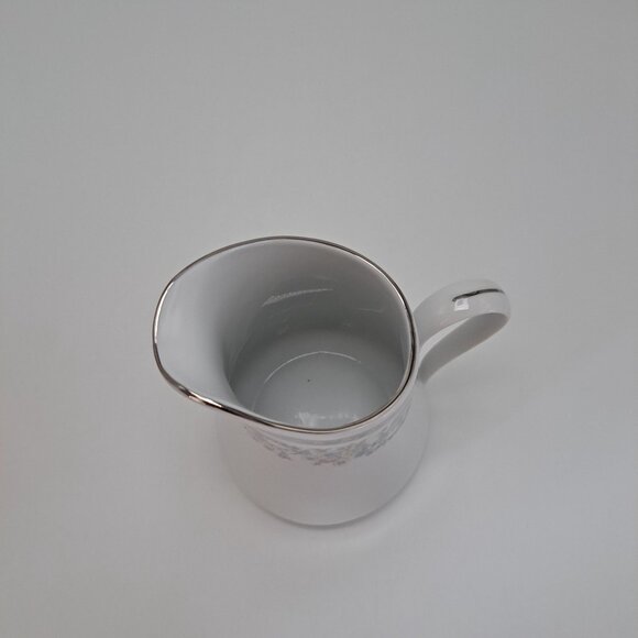 Fairfield Versailles Fine China Floral White Creamer - Picture 6 of 7